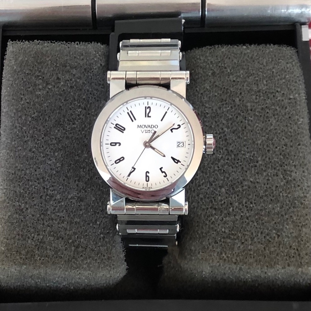 🌹Movado Vizio Date-just